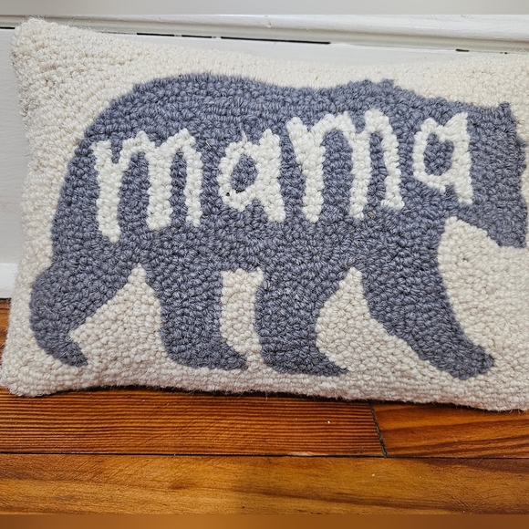 Mama Bear Design Throw Pillow - Picture 2 of 4